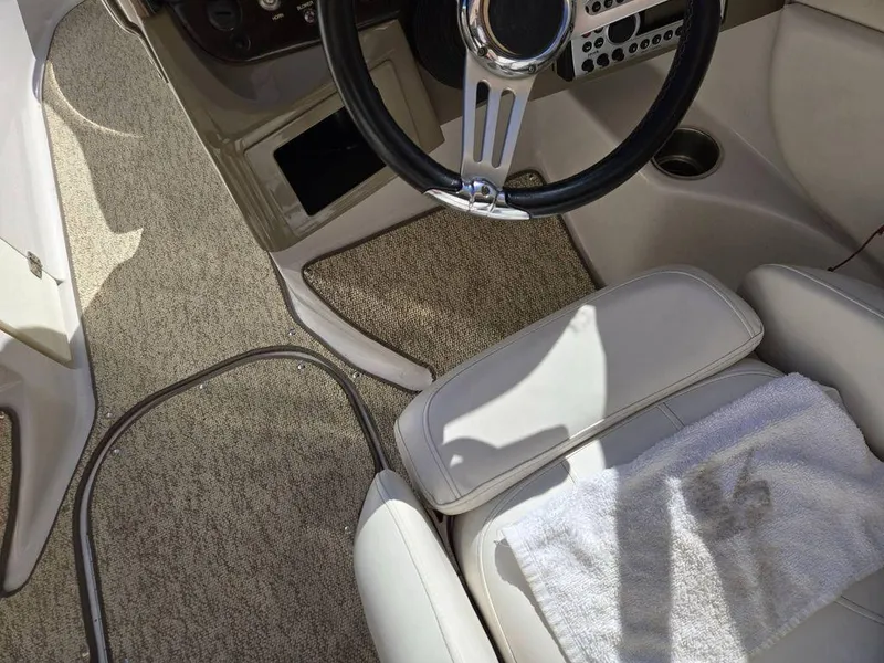 Slide: The Image of Four Winns 220 Horizon 2007 - 3