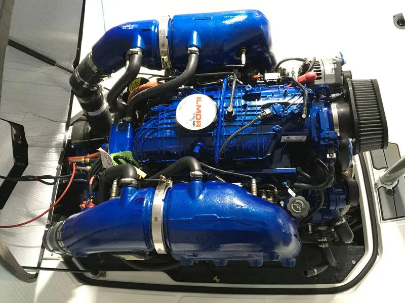 Slide: The Image of MasterCraft ProStar 2021 - 13