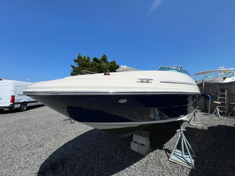 Slide: The Image of Sea Ray 220 Sundeck 2006 - 9