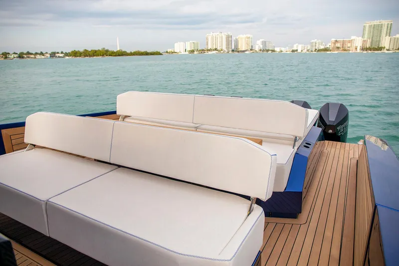 Slide: The Image of Wally WALLYTENDER48X 2026 - 4