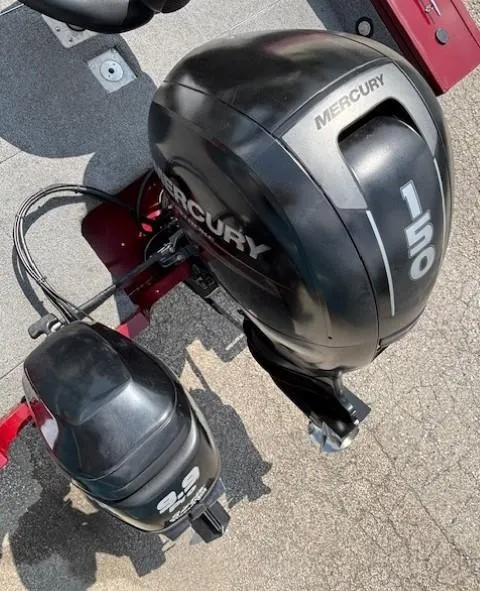 Slide: The Image of 2015 Tracker Targa V-18 Combo with Mercury 150 and 2.5 outboard motors. - 35