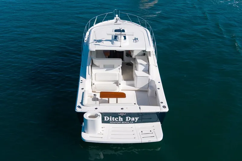 Slide: The Image of 2021-Tiara-Yachts-39-Open-8.jpg - 3