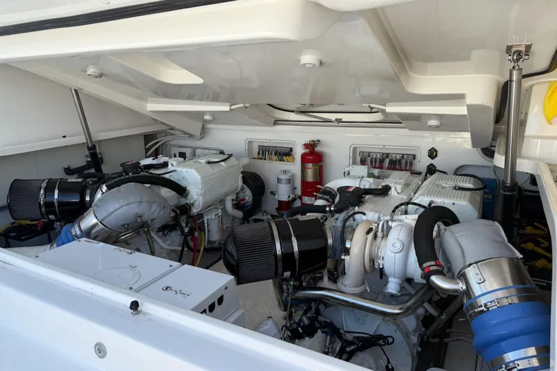 Slide: The Image of Tiara 39 Open 2020 - 56