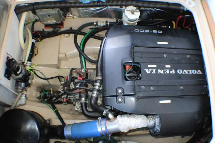 Slide: The Image of Engine compartment of a 2014 Ranger Tugs R-27 with Volvo Penta motor. - 17