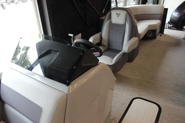 Slide: The Image of Viaggio By Misty Harbor V22U Tri-Toon 2025 - 3