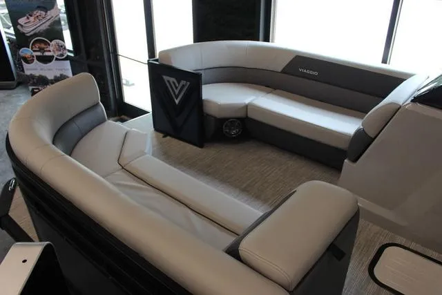 Slide: The Image of Viaggio By Misty Harbor V22U Tri-Toon 2025 - 7