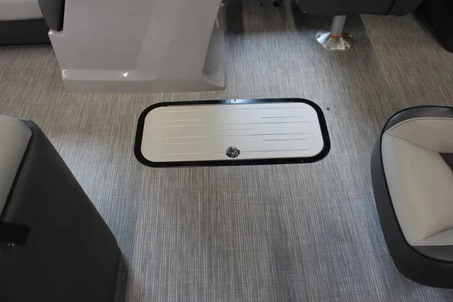 Slide: The Image of Viaggio By Misty Harbor V22U Tri-Toon 2025 - 8