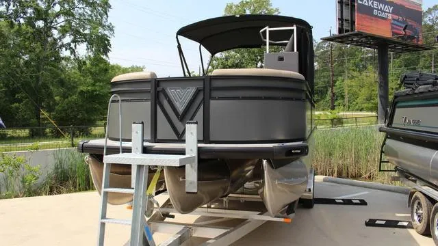 Slide: The Image of Viaggio x22u 2025 - 12