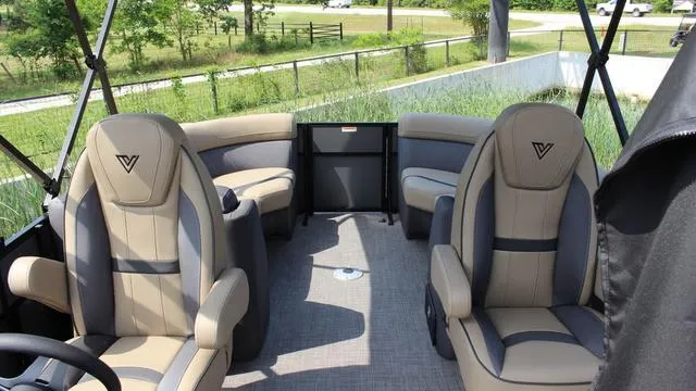 Slide: The Image of Viaggio x22u 2025 - 6