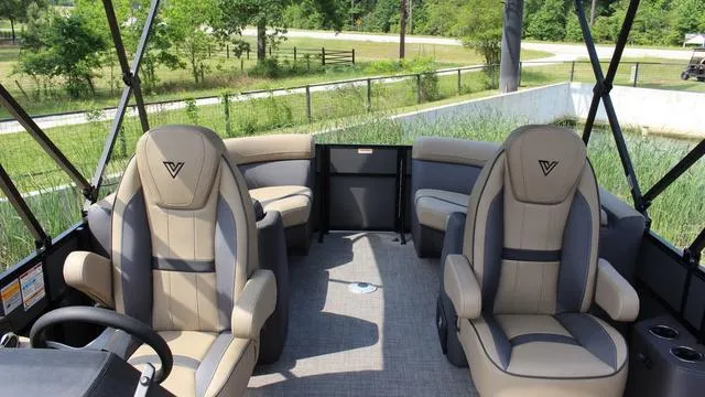 Slide: The Image of Viaggio x22u 2025 - 7