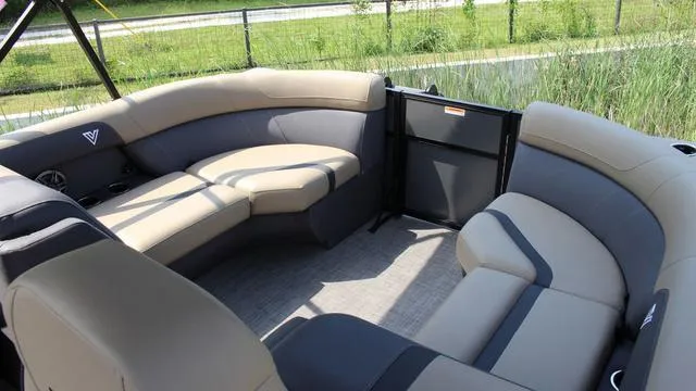 Slide: The Image of Viaggio x22u 2025 - 8