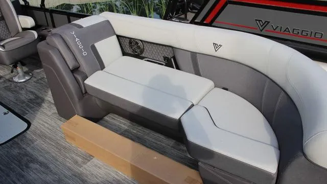 Slide: The Image of Viaggio By Misty Harbor Z22U Premium Tri-Toon (27" Tubes) 2025 - 13