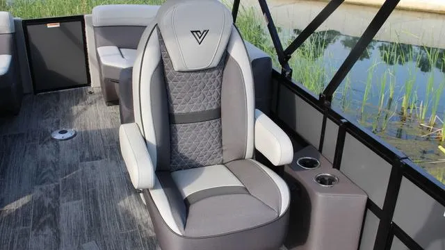 Slide: The Image of Viaggio By Misty Harbor Z22U Premium Tri-Toon (27" Tubes) 2025 - 16