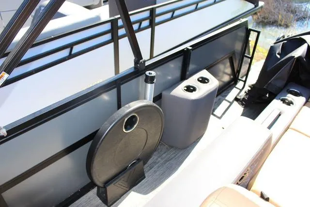 Slide: The Image of Viaggio X22S 2025 - 7