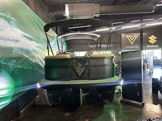 Slide: The Image of Viaggio By Misty Harbor D22U Tri-Toon (27" Tubes) 2025 - 22