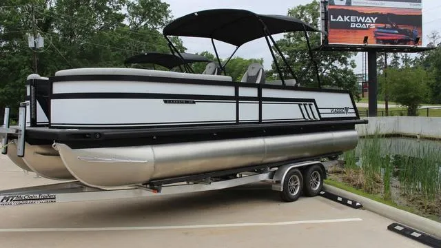 The Image of Viaggio By Misty Harbor D24S Tri-Toon (27" Tubes) 2025 - 1