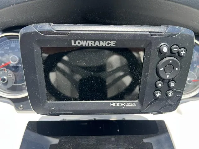 Slide: The Image of Hurricane FunDeck 236SB OB 2021 - 13