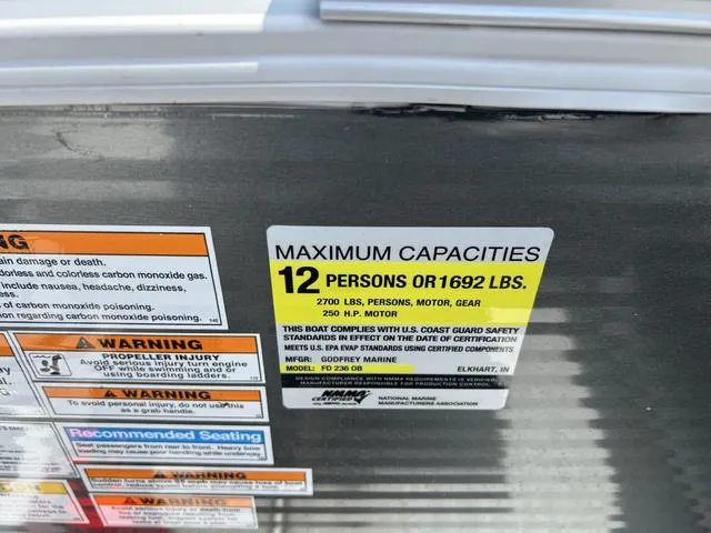 Slide: The Image of Hurricane FunDeck 236SB OB 2021 - 15