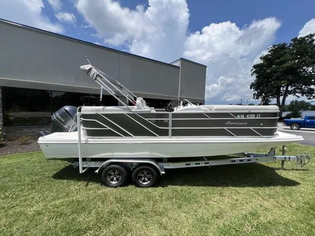 Slide: The Image of Hurricane FunDeck 236SB OB 2021 - 6