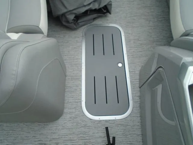 Slide: The Image of Bennington Q Quad Bench 25 QFB 2026 - 13