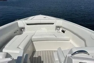 Slide: The Image of Tiara 34lx 2026 - 12