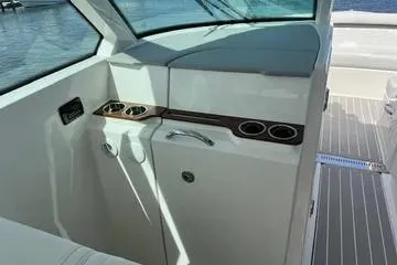 Slide: The Image of Tiara 34lx 2026 - 15