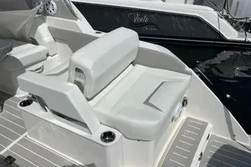 Slide: The Image of Tiara 34lx 2026 - 24