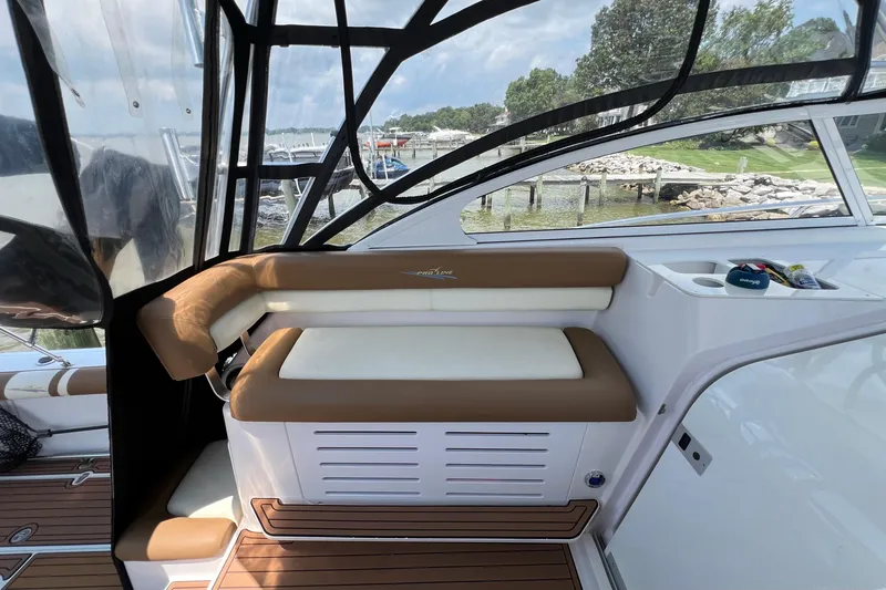 Slide: The Image of helm companion seat - 27