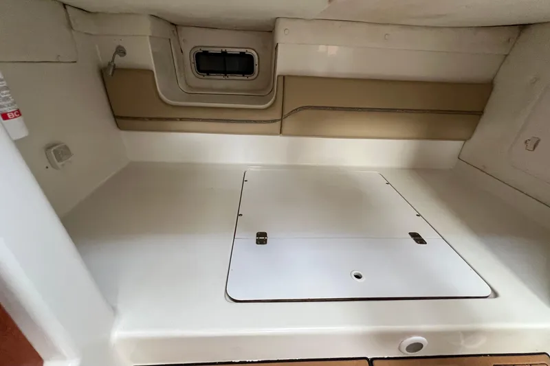 Slide: The Image of mid-cabin - 36