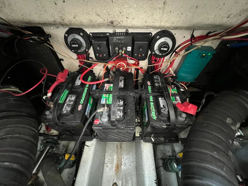 Slide: The Image of Luhrs 290 Open 1994 - 20