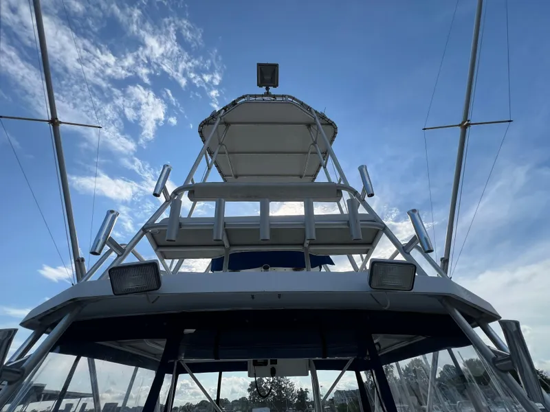 Slide: The Image of Luhrs 290 Open 1994 - 21