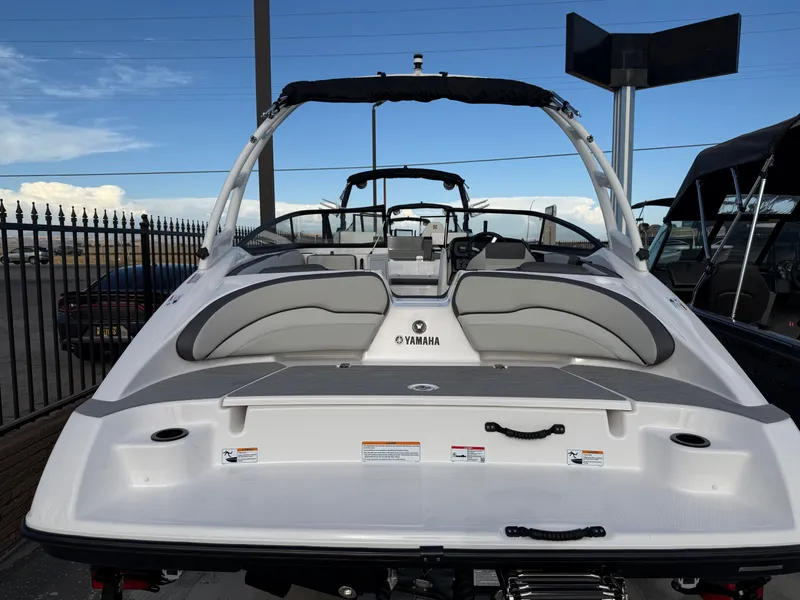 Slide: The Image of Yamaha AR190 2025 - 2