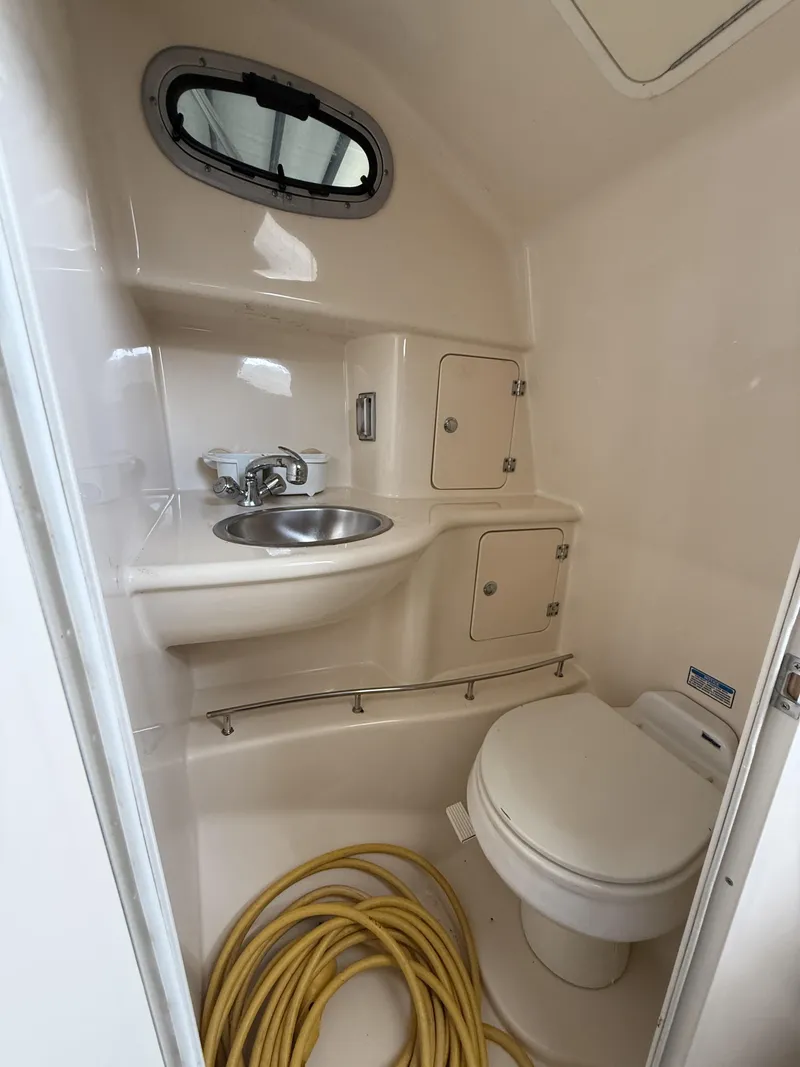 Slide: The Image of Boston Whaler 285 Conquest 2006 - 7