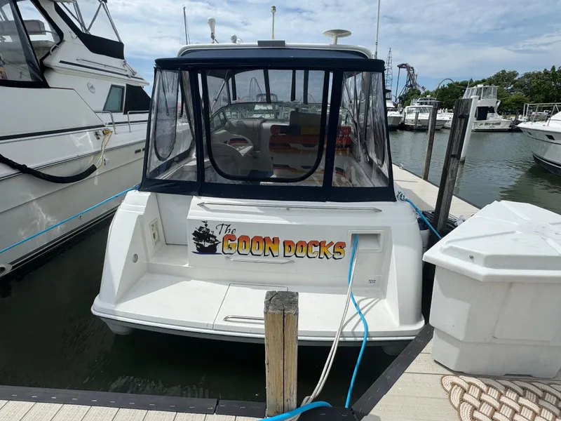 Slide: The Image of Formula 31 Performance Cruiser 1999 - 2