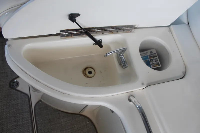 Slide: The Image of Sea Ray 290 SLX 2007 - 14