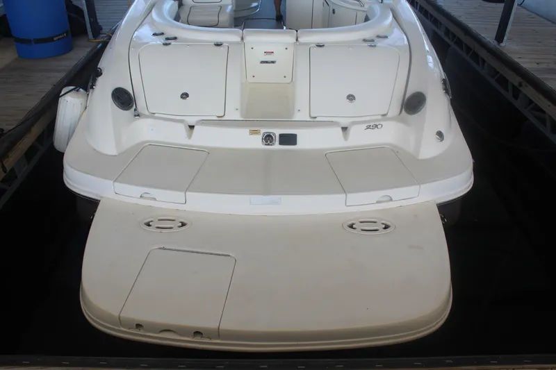 Slide: The Image of Sea Ray 290 SLX 2007 - 19
