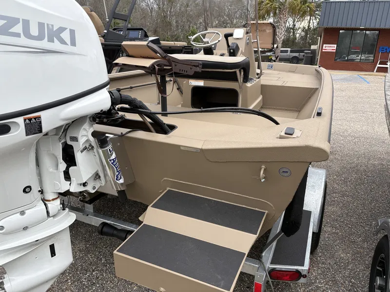 Slide: The Image of SeaArk Shadow 187 2025 - 4