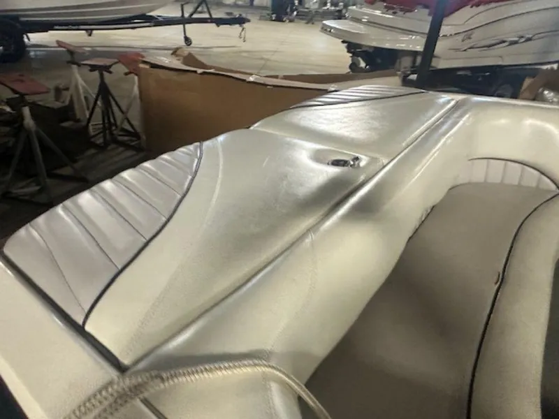 Slide: The Image of Malibu Response LXi 2003 - 10