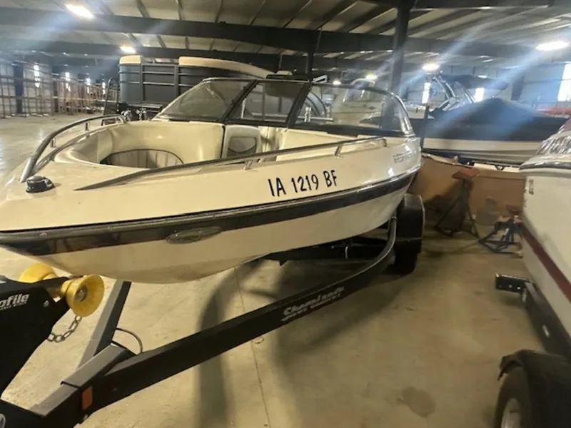 Slide: The Image of Malibu Response LXi 2003 - 15