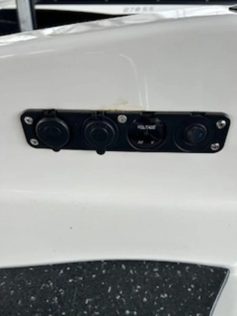 Slide: The Image of Crownline Boats 262 EX 2007 - 11