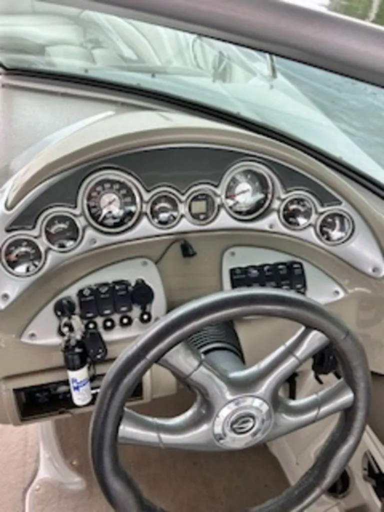 Slide: The Image of Crownline Boats 262 EX 2007 - 8