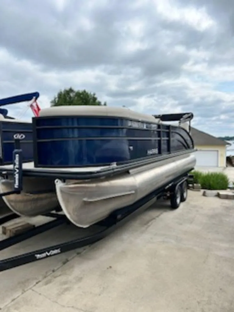 Slide: The Image of Harris CRUISER 230 SLDH 2023 - 0