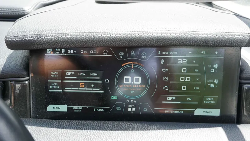 Slide: The Image of Nautique G23 2018 - 15