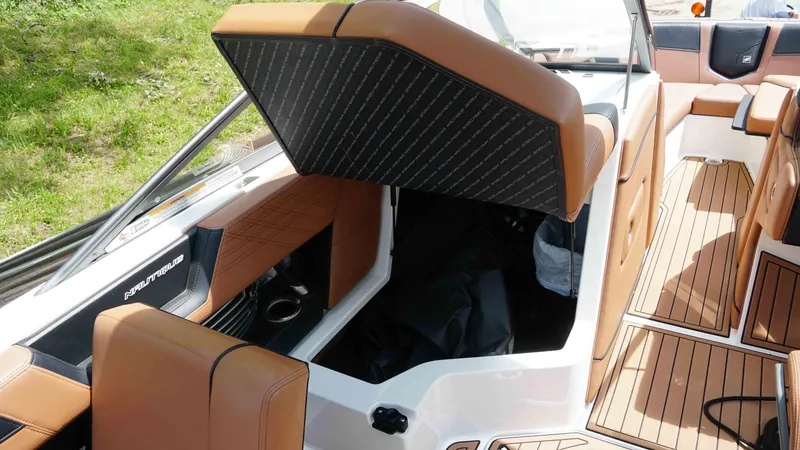 Slide: The Image of Nautique G23 2018 - 9