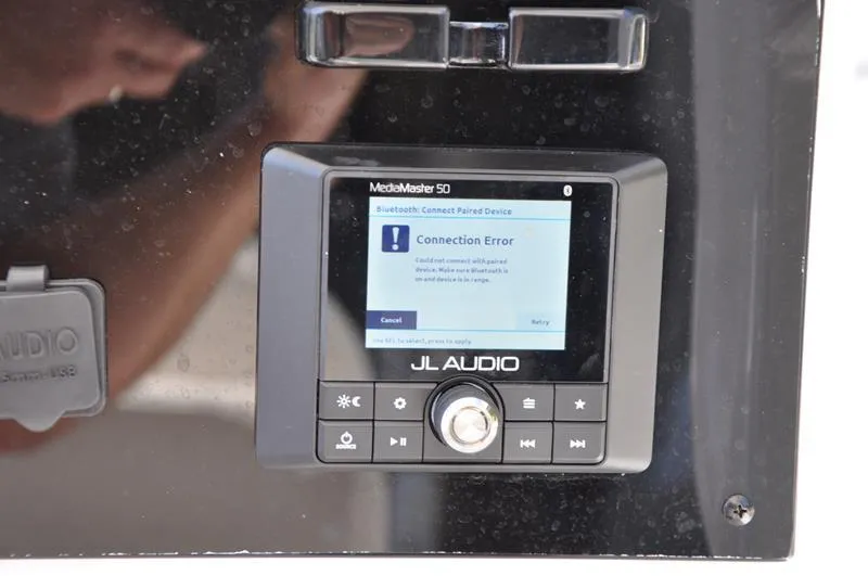 Slide: The Image of JL Audio MediaMaster 50 showing Bluetooth connection error on Sea Hunt Ultra 225, 2020 model. - 26