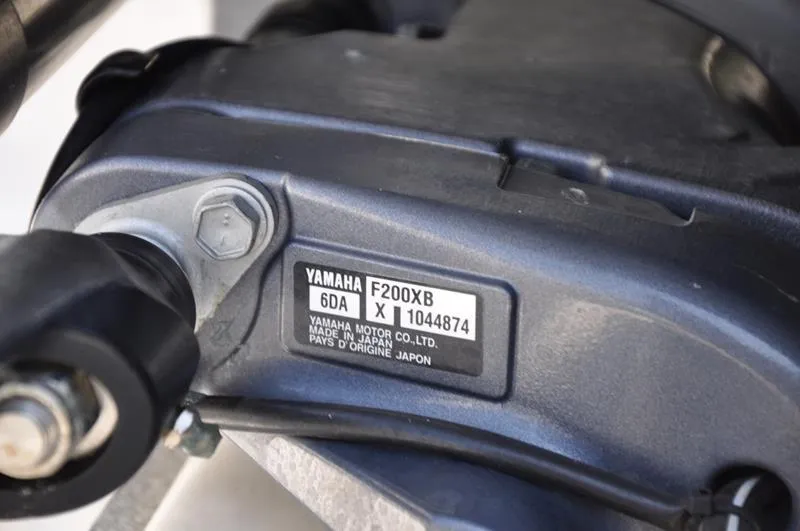 Slide: The Image of Yamaha F200XB engine label on 2020 Sea Hunt Ultra 225 boat. - 29