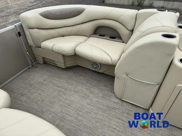 Slide: The Image of Sylvan 820 Cruise-N-Fish Pontoon 2017 - 10