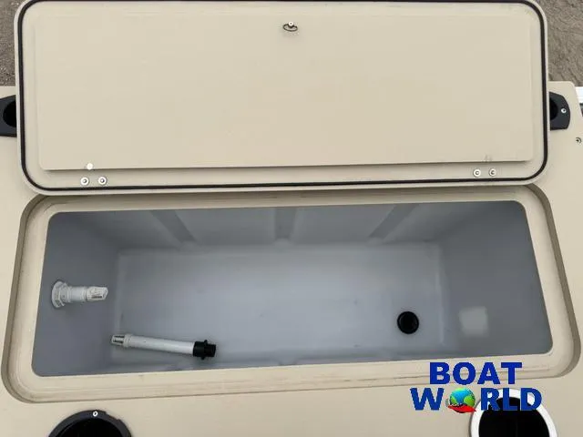 Slide: The Image of Sylvan 820 Cruise-N-Fish Pontoon 2017 - 33