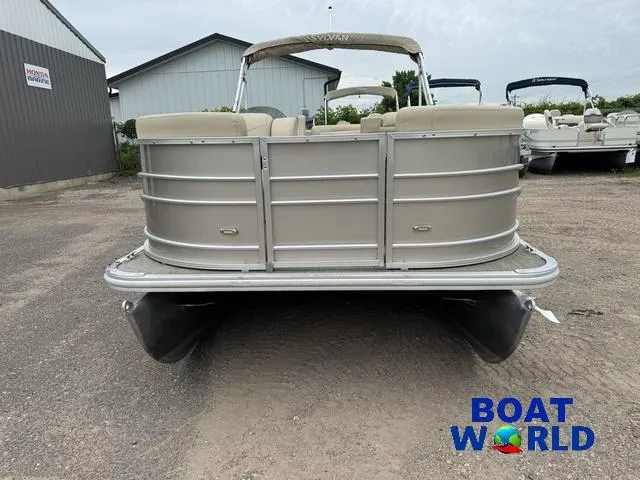 Slide: The Image of Sylvan 820 Cruise-N-Fish Pontoon 2017 - 38