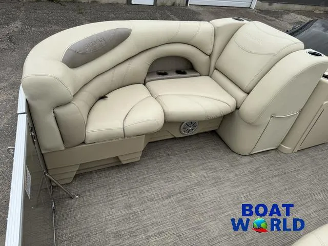 Slide: The Image of Sylvan 820 Cruise-N-Fish Pontoon 2017 - 9